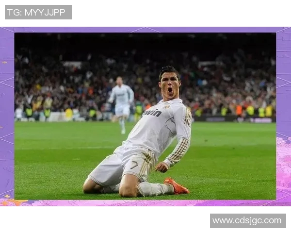 足球明星15号背后的故事与传奇球员的精彩瞬间解析