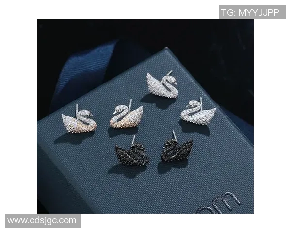 足球明星佩戴耳环的时尚风采与个性魅力全景展示