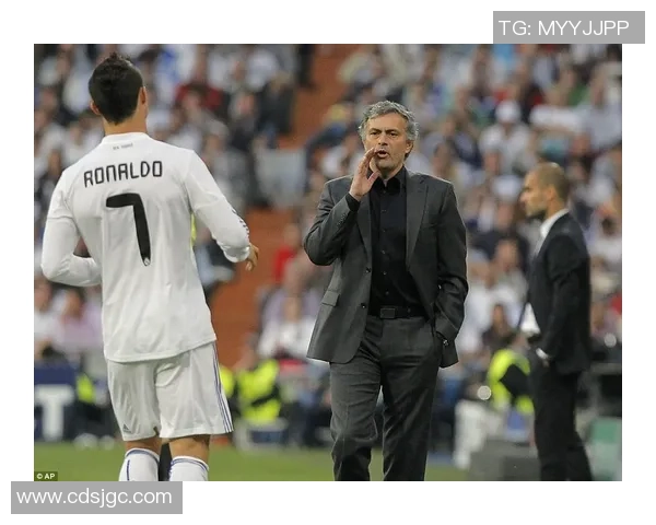 足球明星奥特姆的传奇之路与辉煌成就揭秘