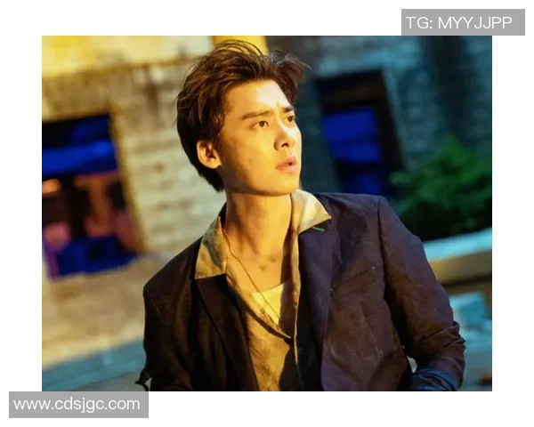 足球明星李易峰的传奇之路与场外生活的精彩瞬间揭秘