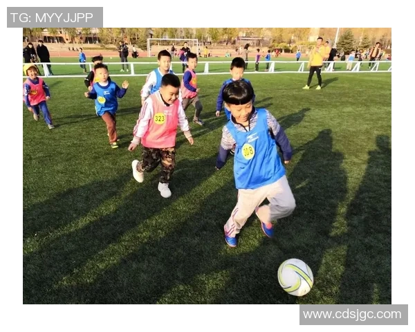 足球明星的儿女们如何在绿茵场外快乐成长的日常生活揭秘